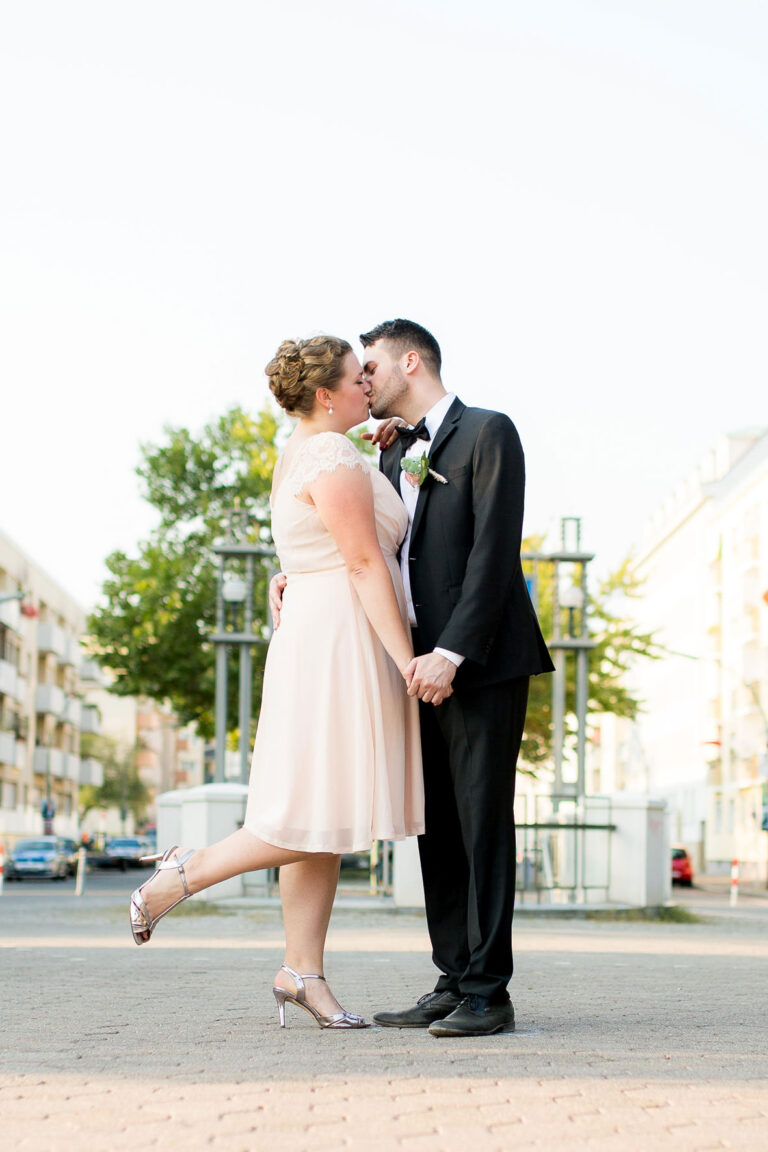 heiraten-in-Berlin-Schöneberg-hochzeitsfotograf-Berlin-29